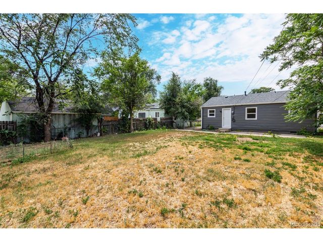 1780 Alton St, Aurora, CO 80010