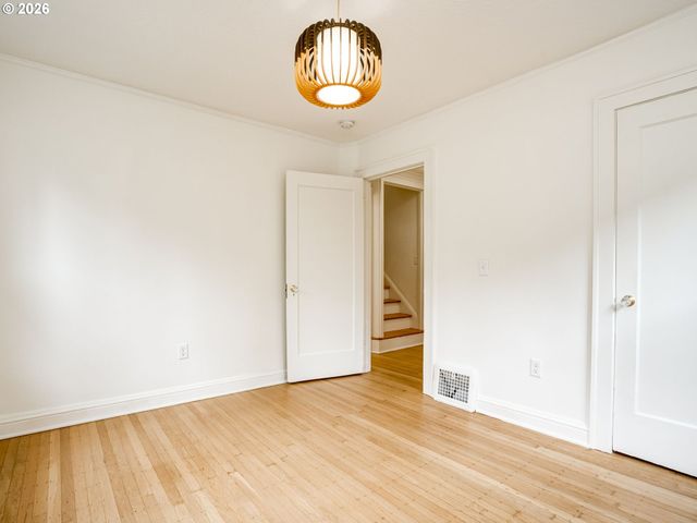3915 NE Stanton ST, Portland, OR 97212