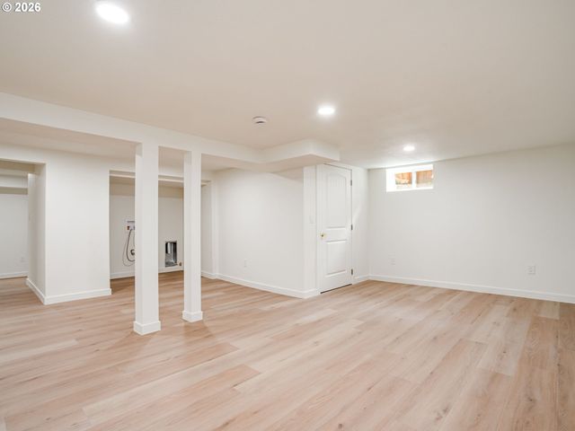 3915 NE Stanton ST, Portland, OR 97212