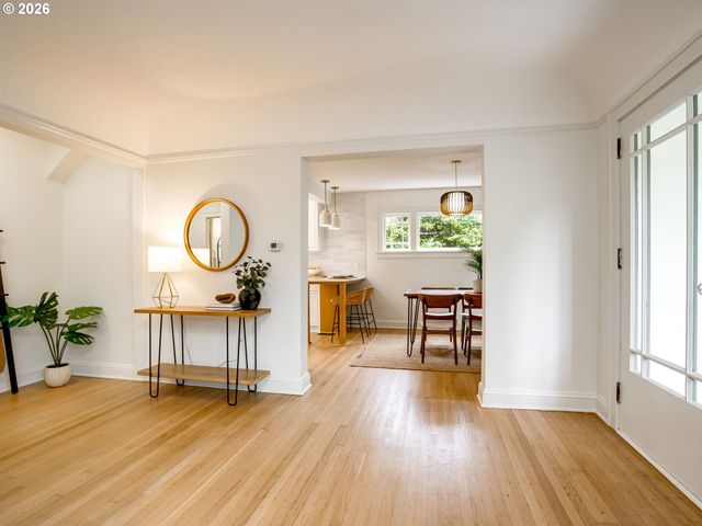 3915 NE Stanton ST, Portland, OR 97212