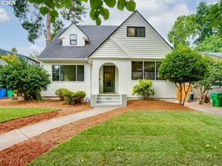 3915 NE Stanton ST, Portland, OR 97212