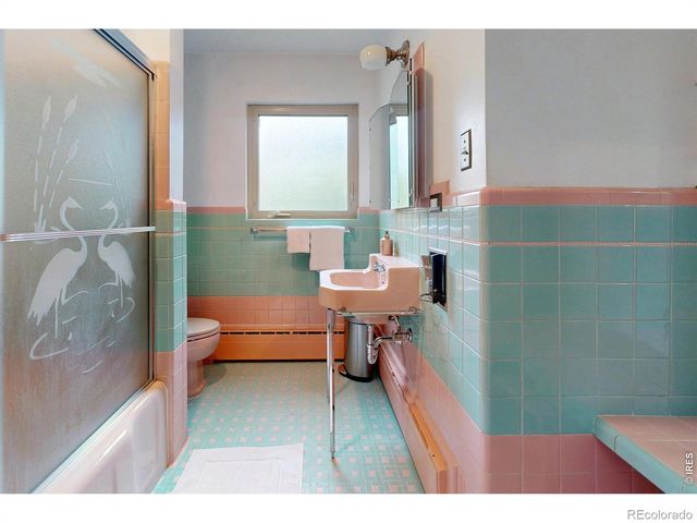 665 Ivy Street, Denver, CO 80220