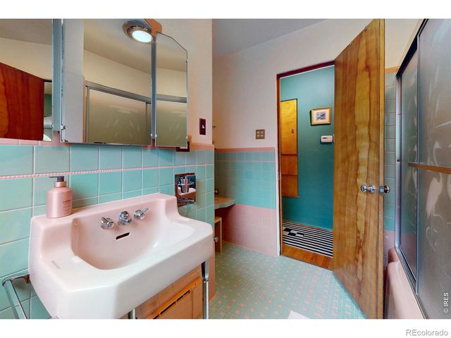 665 Ivy Street, Denver, CO 80220