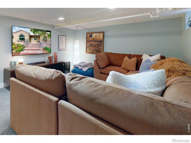 665 Ivy Street, Denver, CO 80220