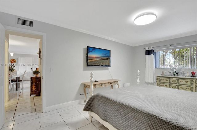 588 Trace Cir 211, Deerfield Beach, FL 33441