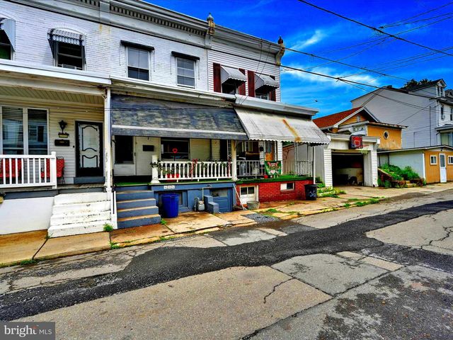 608 FAIRVIEW ST, Pottsville, PA 17901