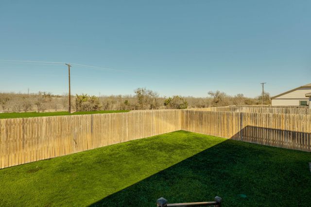 557 Greatest Gift WAY, Jarrell, TX 76537