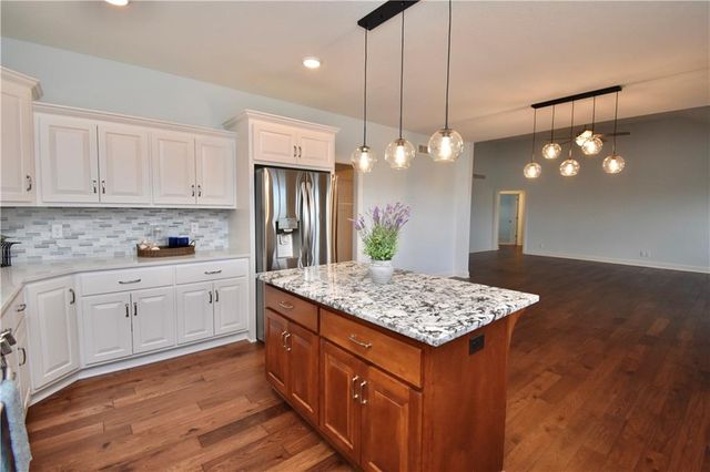 405 W 10th Street, Lawson, MO 64062