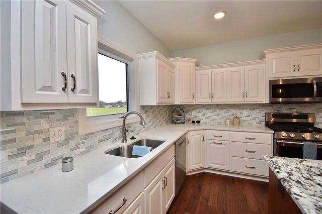 405 W 10th Street, Lawson, MO 64062