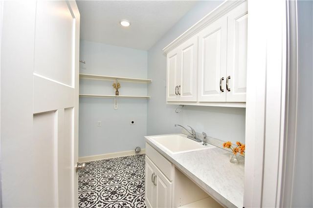 405 W 10th Street, Lawson, MO 64062