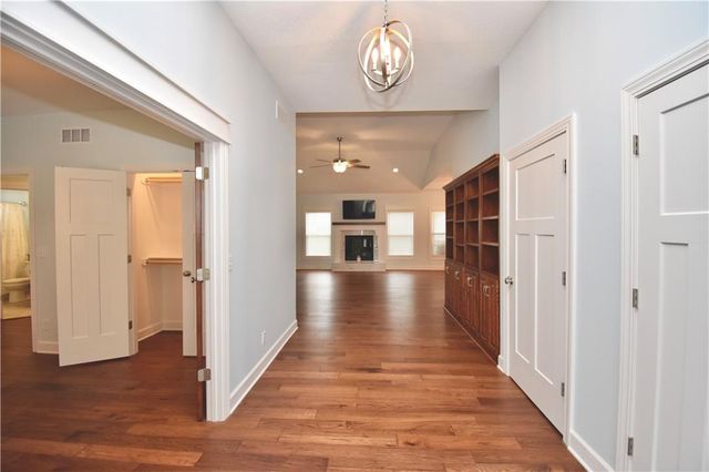 405 W 10th Street, Lawson, MO 64062