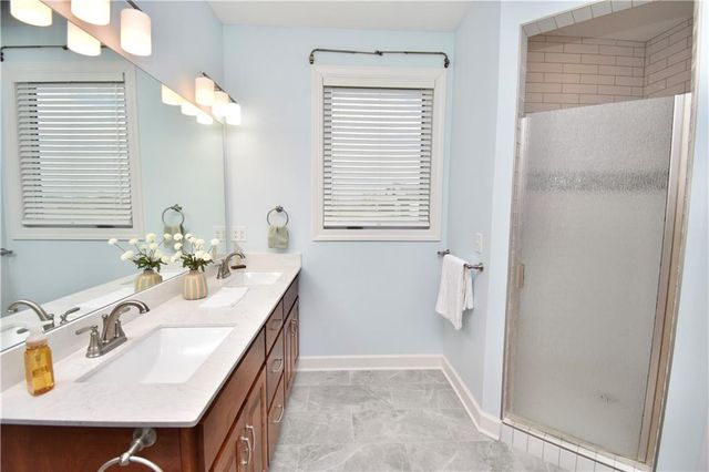 405 W 10th Street, Lawson, MO 64062