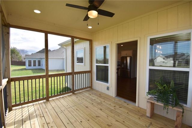 405 W 10th Street, Lawson, MO 64062