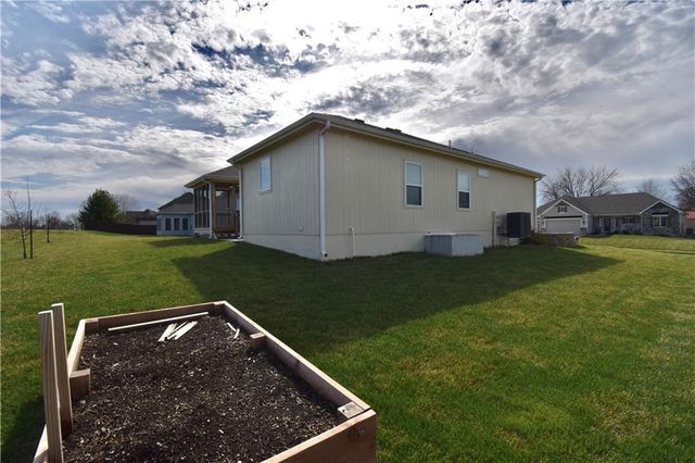 405 W 10th Street, Lawson, MO 64062