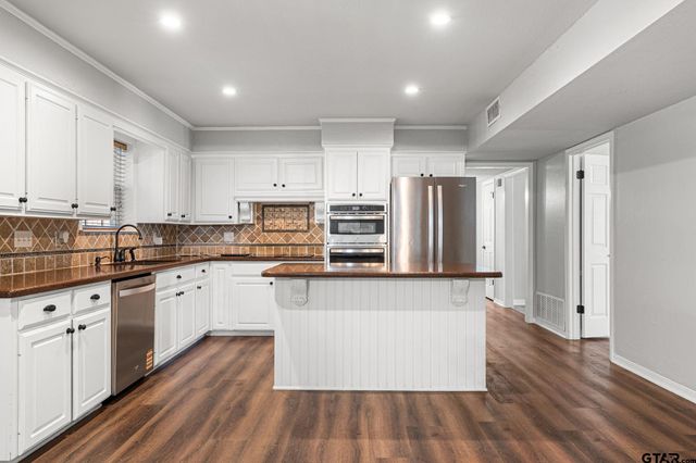 503 Pebble Beach, Jacksonville, TX 75766