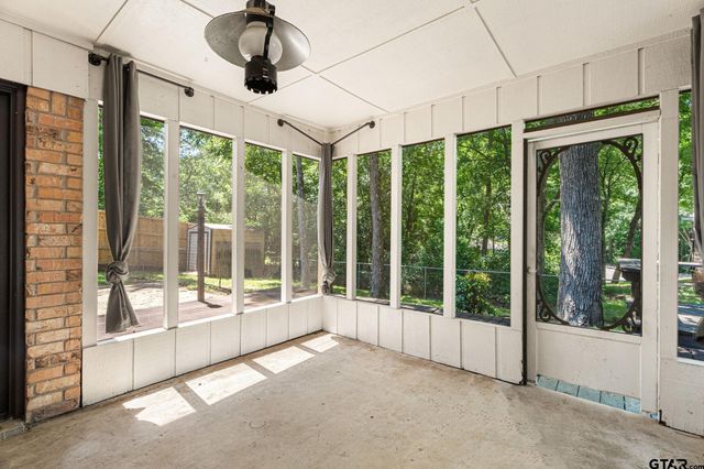 503 Pebble Beach, Jacksonville, TX 75766