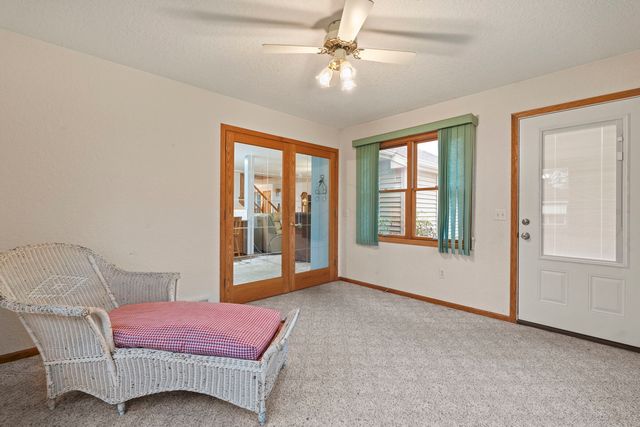 915 Pleasant Hill Drive, De Witt, IA 52472