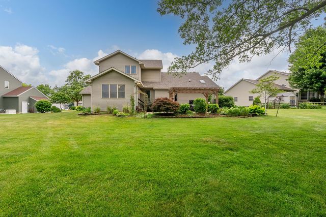 915 Pleasant Hill Drive, De Witt, IA 52472