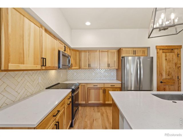 1720 Continental Peaks Circle, Estes Park, CO 80517