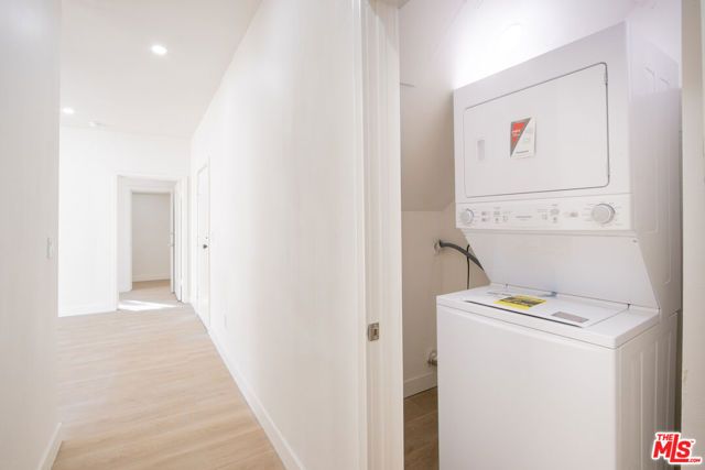 1918 Grace Avenue, Los Angeles, CA 90068