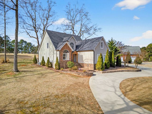 724 Three Wood Lane, Woodruff, SC 29388
