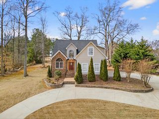724 Three Wood Lane, Woodruff, SC 29388