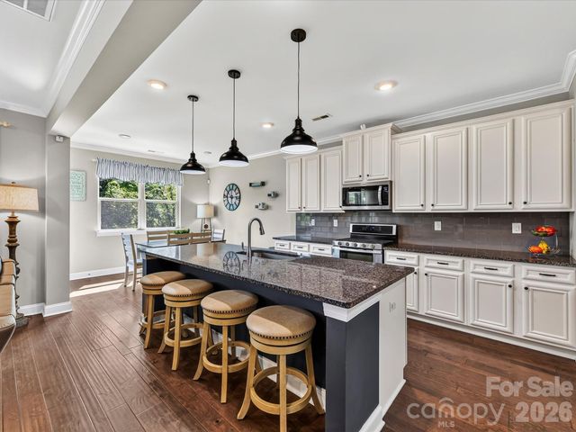 104 Sweet Grass Lane, Mooresville, NC 28115