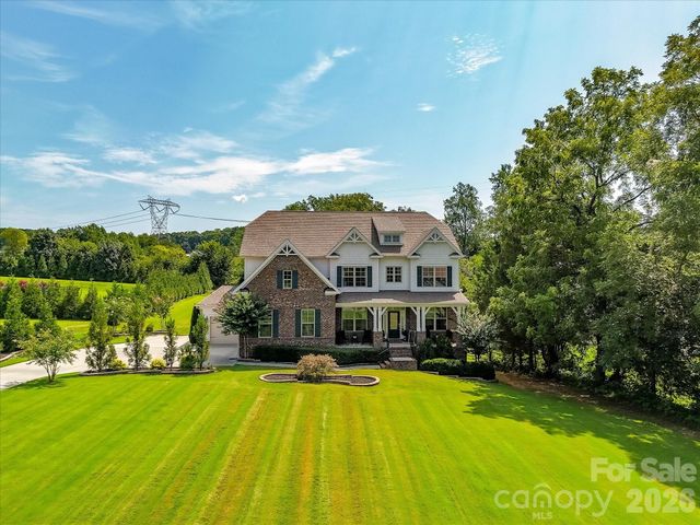 104 Sweet Grass Lane, Mooresville, NC 28115