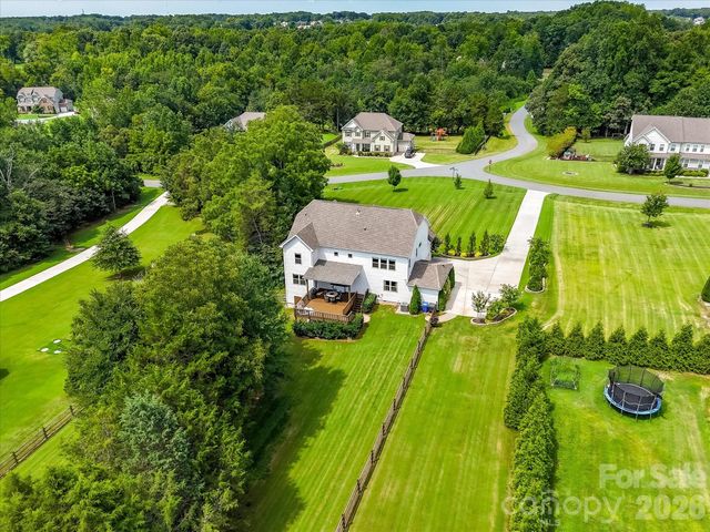 104 Sweet Grass Lane, Mooresville, NC 28115