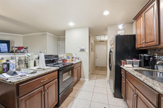 4850 Raven Ridge Dr, Houston, TX 77053