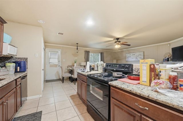 4850 Raven Ridge Dr, Houston, TX 77053