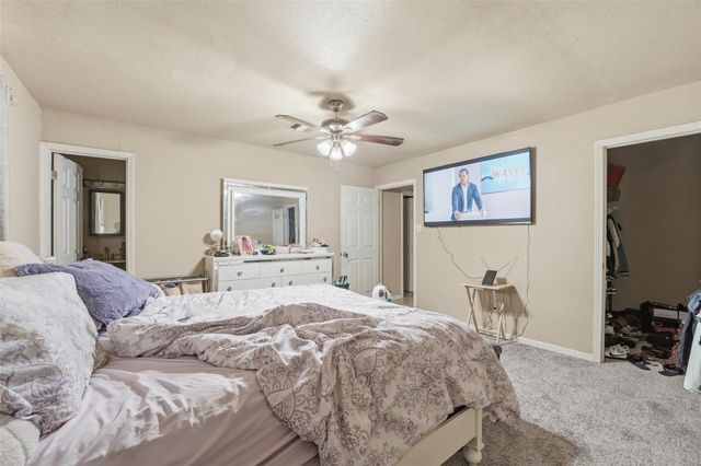 4850 Raven Ridge Dr, Houston, TX 77053