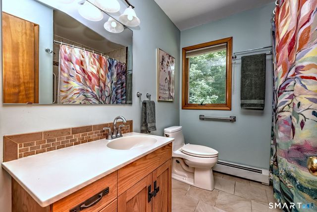 25 Mountain View Road, Bethany, CT 06524