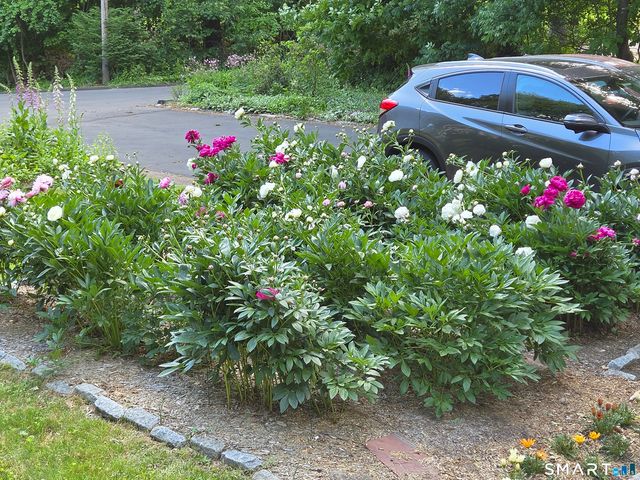 25 Mountain View Road, Bethany, CT 06524