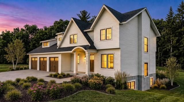 4900 Lakeview Drive, Edina, MN 55424