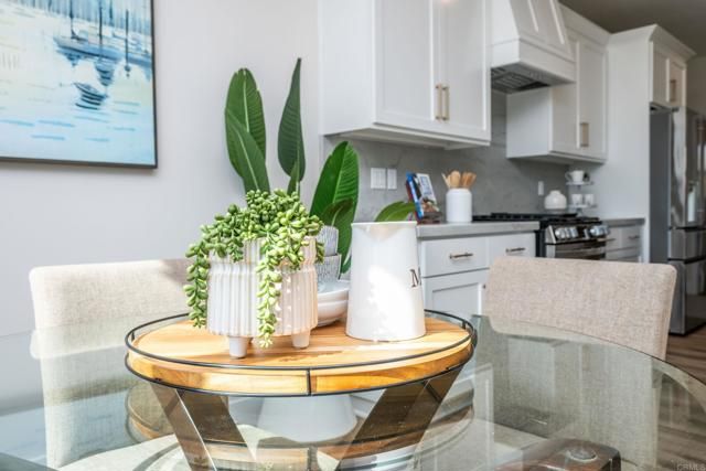 1904 Grey Rabbit Hollow Lane, Fallbrook, CA 92028