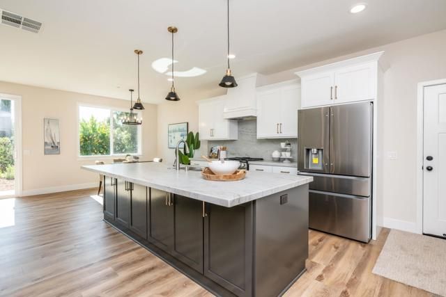 1904 Grey Rabbit Hollow Lane, Fallbrook, CA 92028