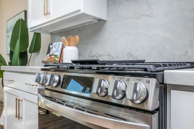 1904 Grey Rabbit Hollow Lane, Fallbrook, CA 92028