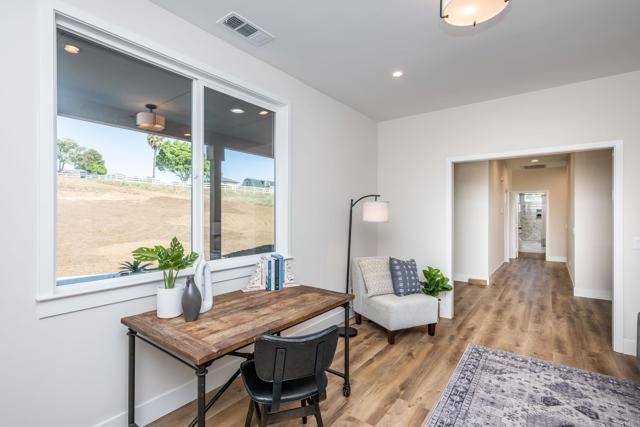 1904 Grey Rabbit Hollow Lane, Fallbrook, CA 92028