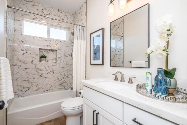 1904 Grey Rabbit Hollow Lane, Fallbrook, CA 92028