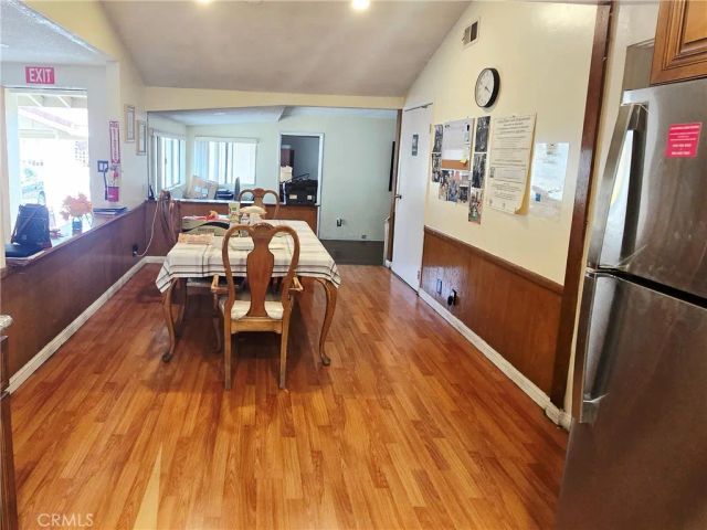 20959 Strathern, Canoga Park, CA 91304