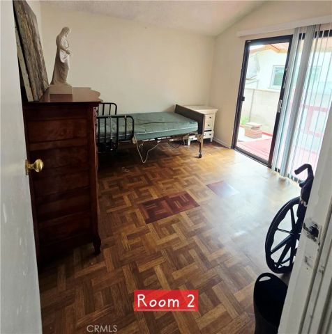 20959 Strathern, Canoga Park, CA 91304