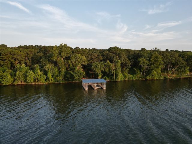 1686 Marina Road, Russellville, AR 72802