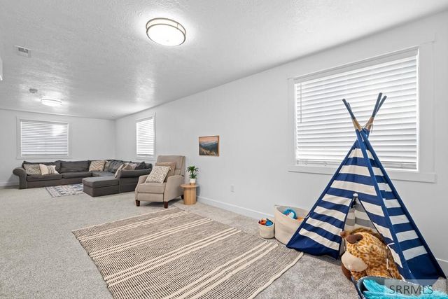 425 N 3 W, Rigby, ID 83422