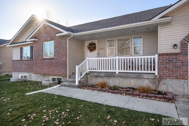 425 N 3 W, Rigby, ID 83422