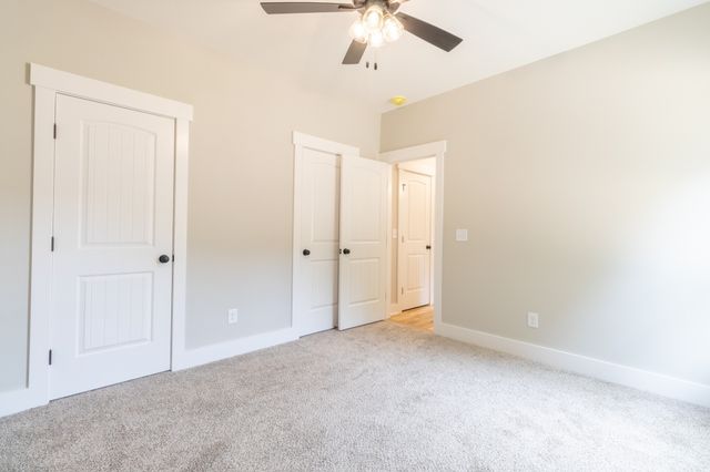 1183 Hangar Dr, Springfield, TN 37172