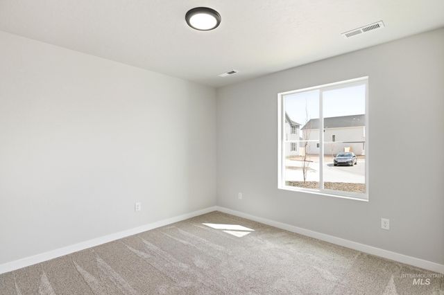 3844 E Freedom Tower Dr, Nampa, ID 83686
