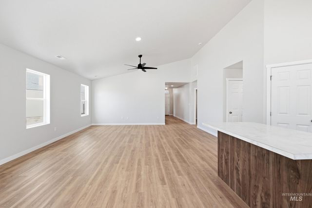 3844 E Freedom Tower Dr, Nampa, ID 83686