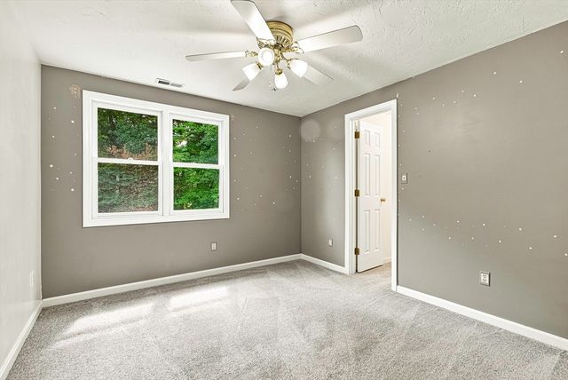 22 Stoney Hill Rd, Shrewsbury, MA 01545