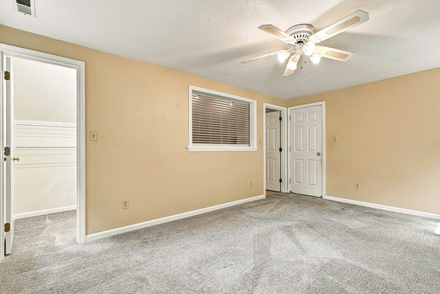 22 Stoney Hill Rd, Shrewsbury, MA 01545